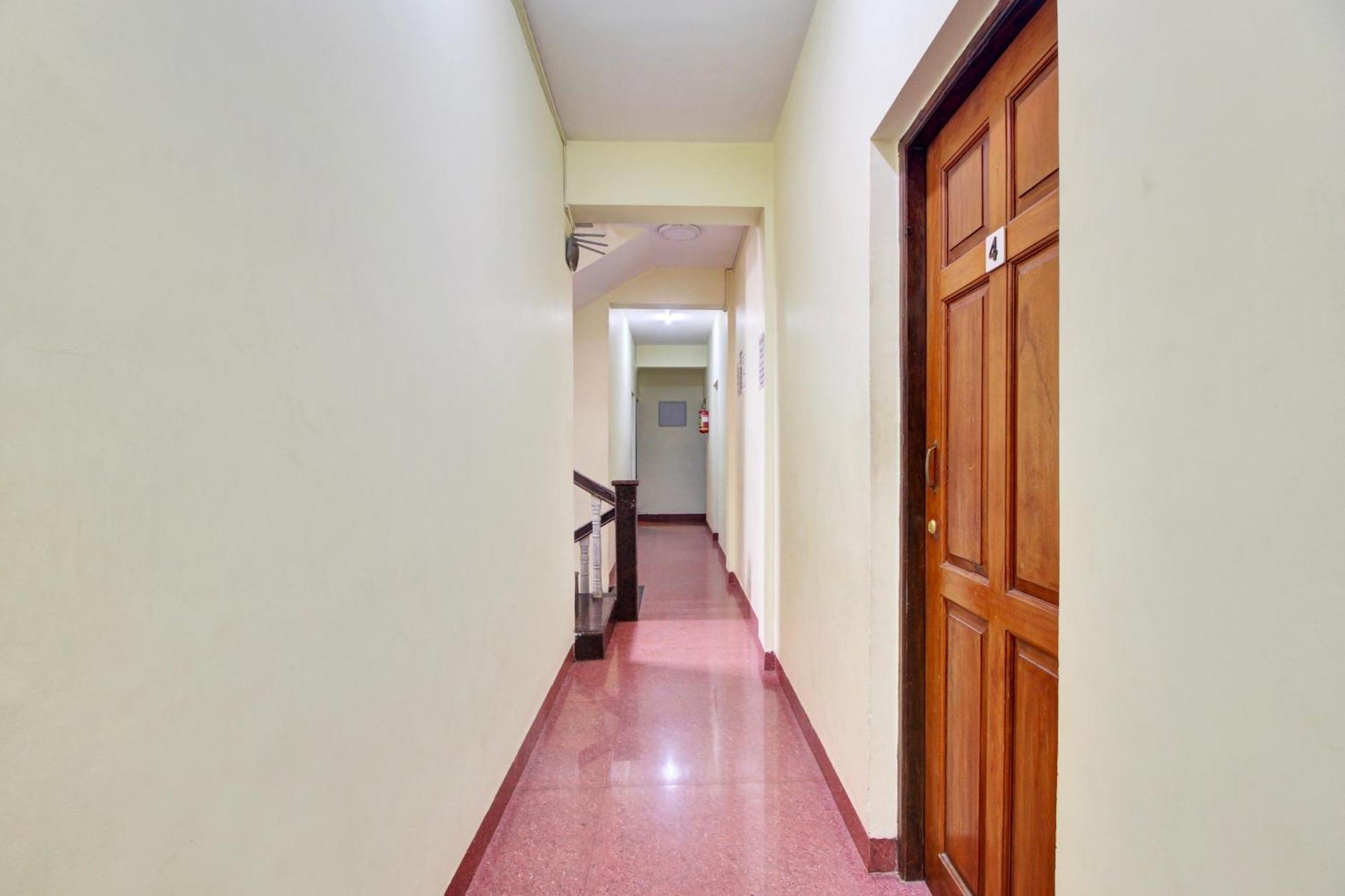 Hotel O Ferns Guest House Calangute Ngoại thất bức ảnh