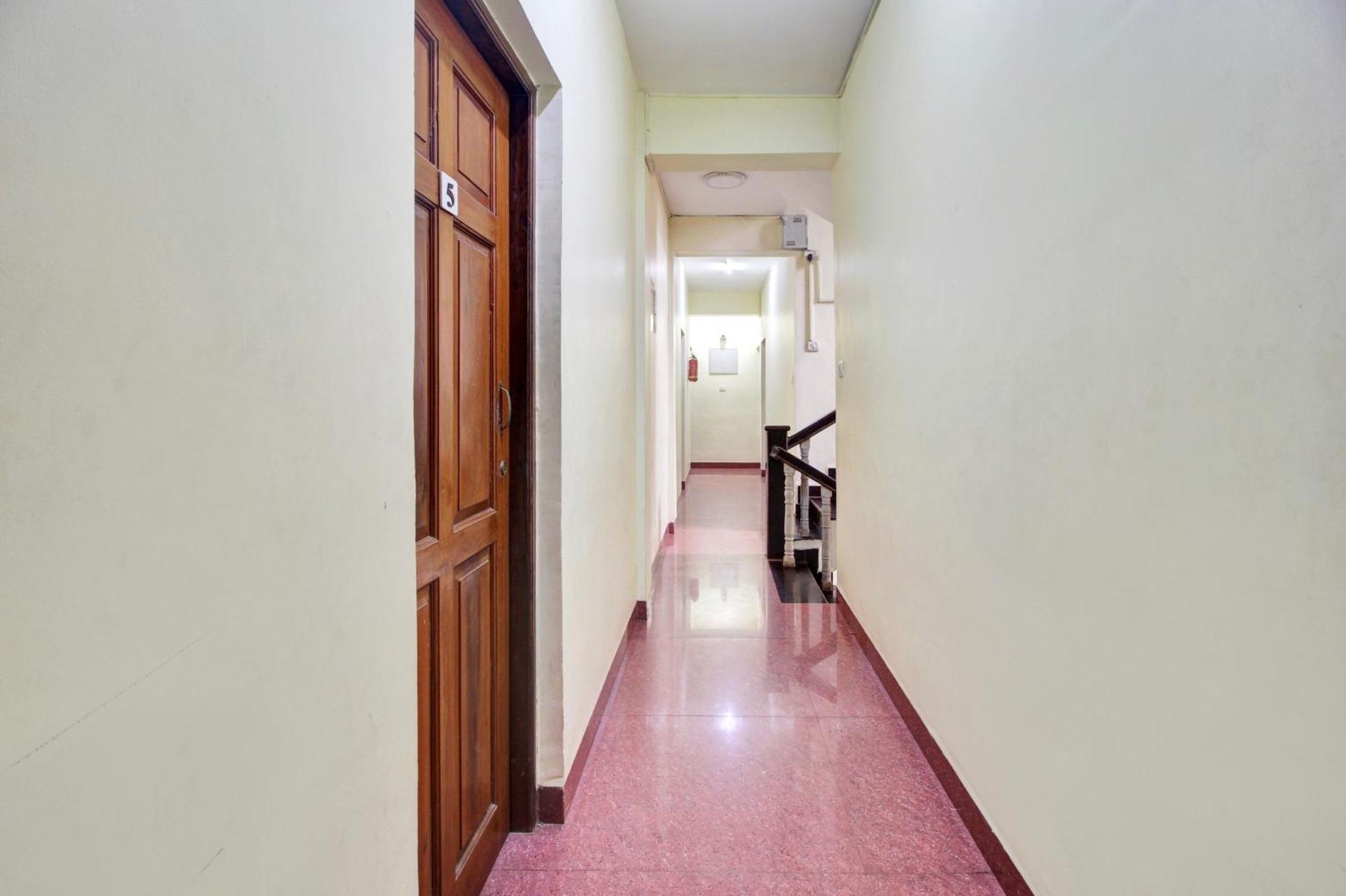 Hotel O Ferns Guest House Calangute Ngoại thất bức ảnh