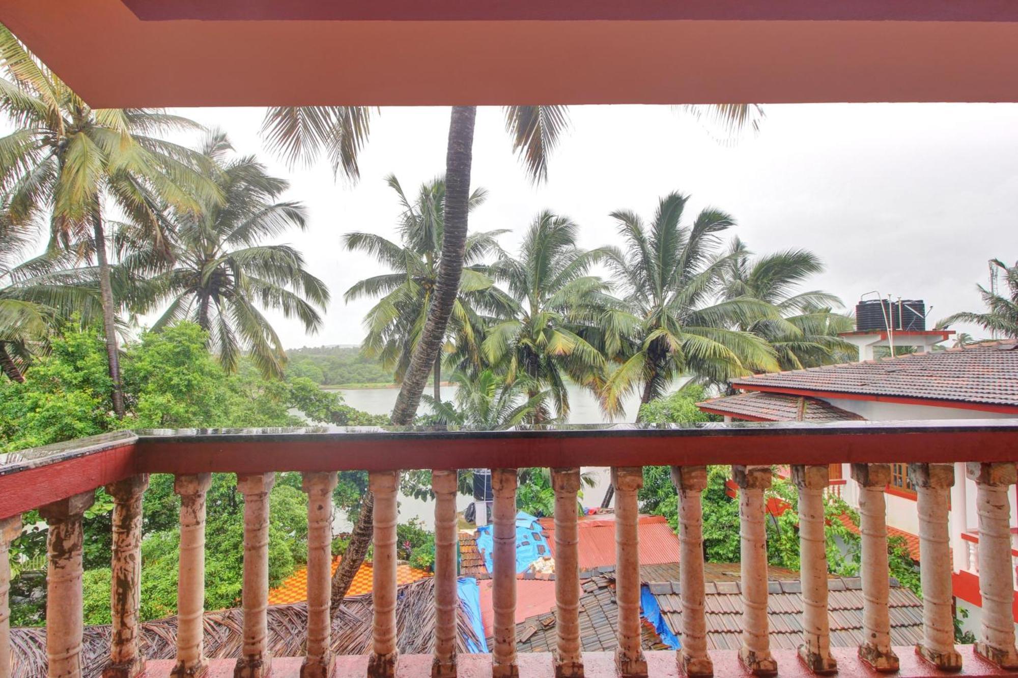 Hotel O Ferns Guest House Calangute Ngoại thất bức ảnh