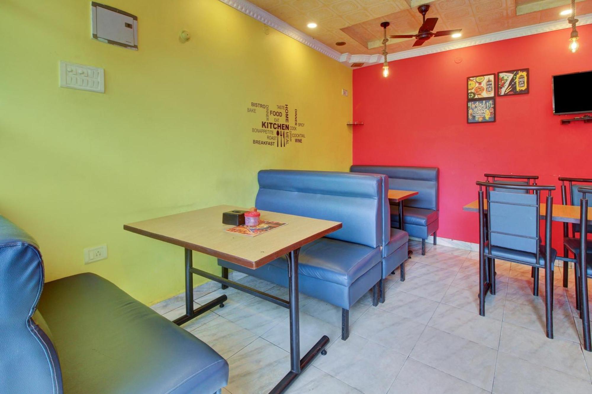 Hotel O Ferns Guest House Calangute Ngoại thất bức ảnh